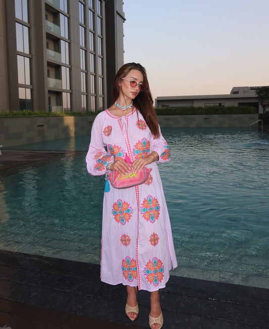 MIDI DRESS EMBROIDERED