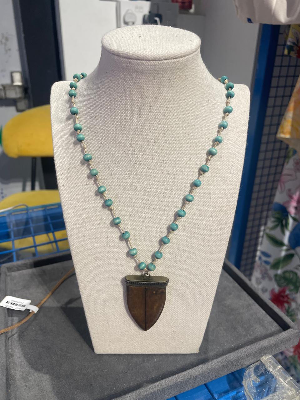 necklace wood arrow Turquoise