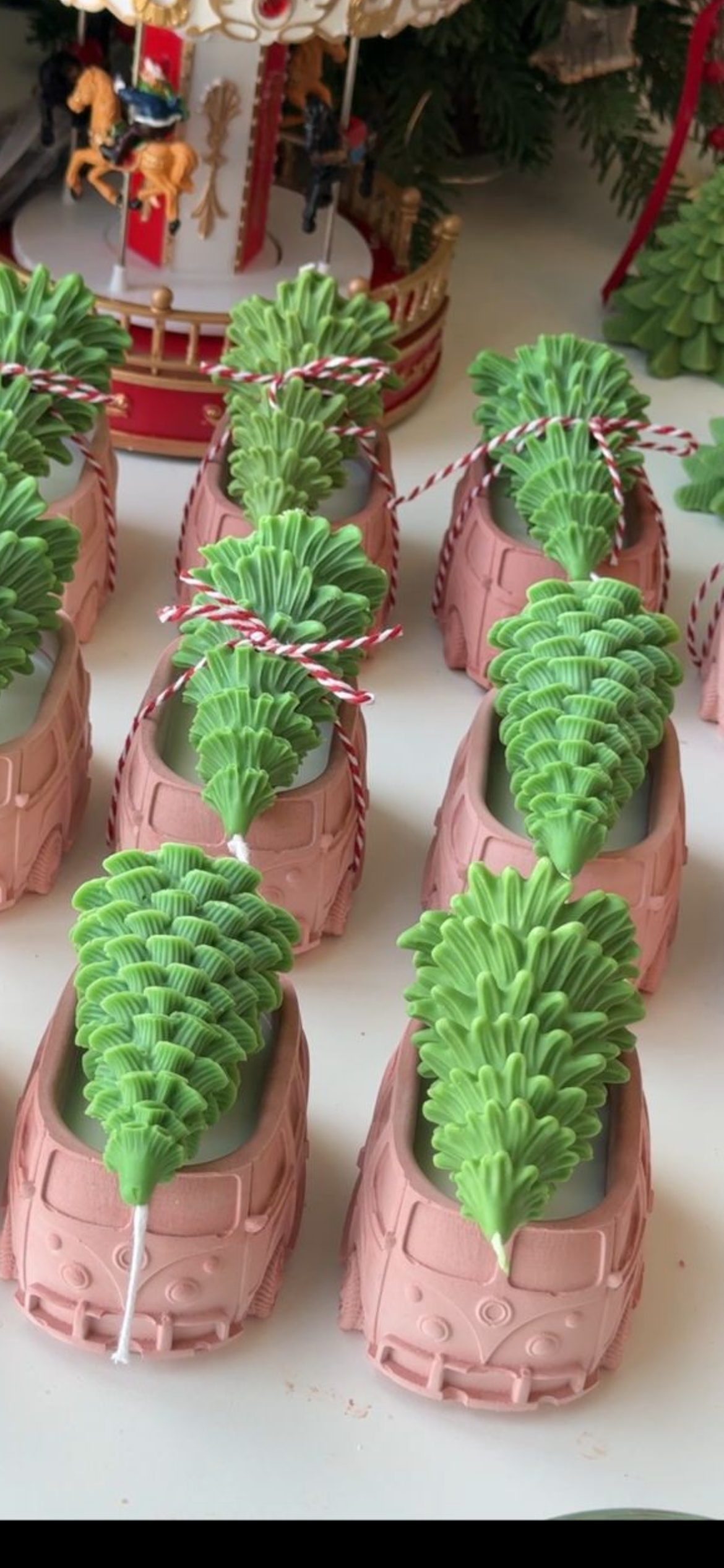 Riko Bus & Xmas Tree Candle