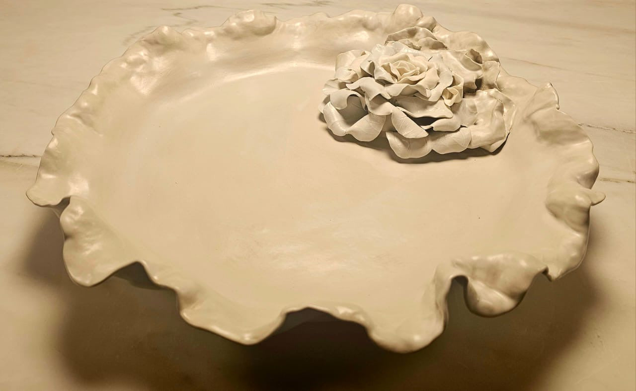 RUFFLE PLATE BIG FLOWER